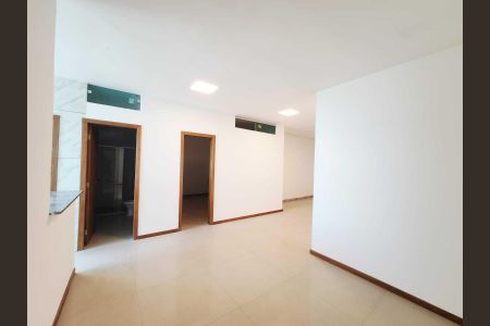 Sala de apartamento para alugar com 2 quartos, 90m² em Novo Riacho, Contagem