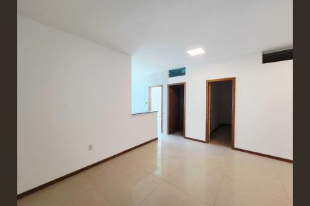 Sala de apartamento para alugar com 2 quartos, 90m² em Novo Riacho, Contagem