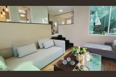 Sala de casa de condomínio para alugar com 4 quartos, 525m² em Jardim Residencial Suzano, Suzano