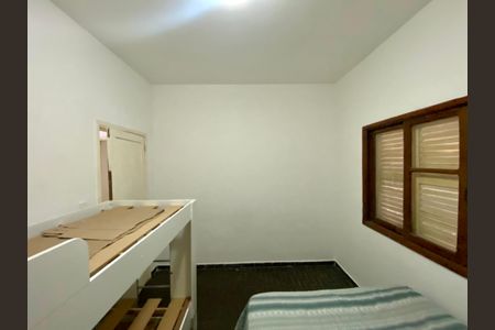 Quarto de casa para alugar com 2 quartos, 266m² em Canto do Forte, Praia Grande