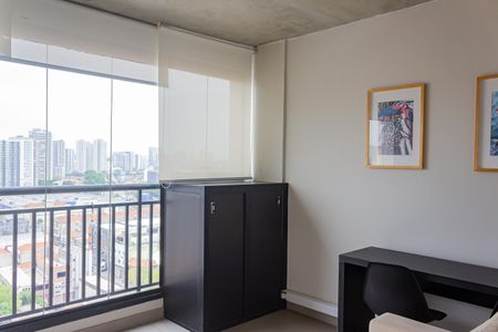 Varanda de kitnet/studio para alugar com 1 quarto, 33m² em Bom Retiro, São Paulo