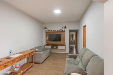 Sala de casa à venda com 3 quartos, 243m² em Jardim dos Oliveiras, Campinas