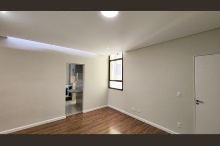 Sala de apartamento à venda com 2 quartos, 58m² em Jardim Samambaia, Jundiaí