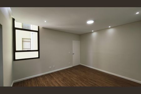 Sala de apartamento à venda com 2 quartos, 58m² em Jardim Samambaia, Jundiaí