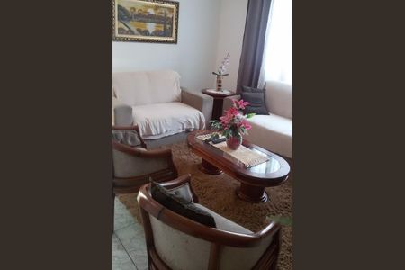 Casa à venda com 3 quartos, 210m² em Vila Progresso, Santo André