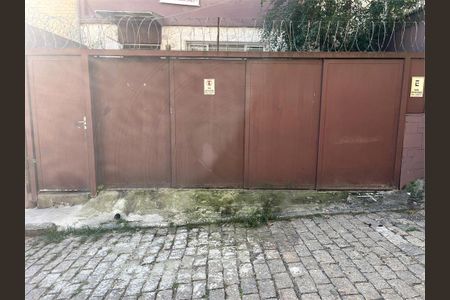 Casa à venda com 2 quartos, 130m² em Cerqueira César, São Paulo