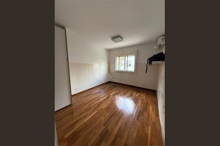 Casa à venda com 4 quartos, 408m² em Brooklin, São Paulo