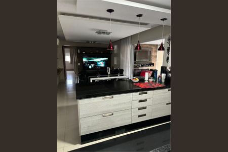Apartamento à venda com 3 quartos, 104m² em Vila Lucia Elvira, São Paulo