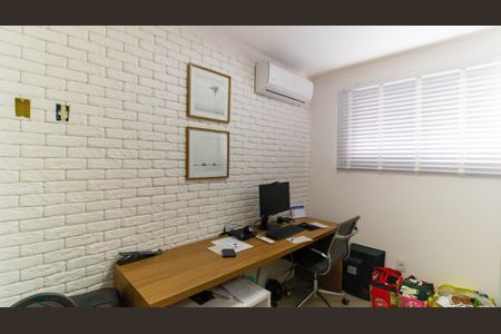 Escritório de apartamento à venda com 3 quartos, 230m² em Camboinhas, Niterói