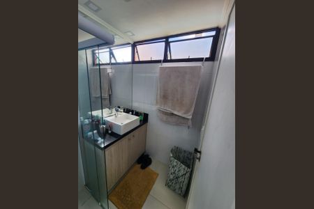 Banheiro da Suíte de apartamento à venda com 2 quartos, 78m² em Centro Comercial Jubran, São Paulo