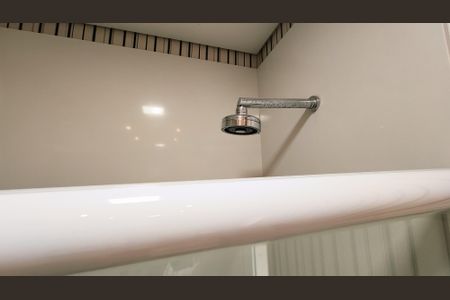 Banheiro de casa de condomínio à venda com 5 quartos, 264m² em Cidade Santos Dumont, Jundiaí