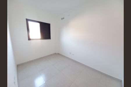 Quarto 1 de apartamento para alugar com 2 quartos, 48m² em Vila Voturuá, São Vicente