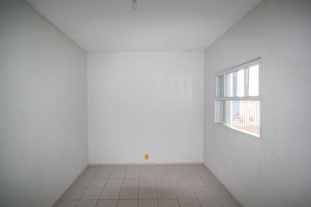 Quarto de casa para alugar com 2 quartos, 65m² em Vila Clarice, São Paulo