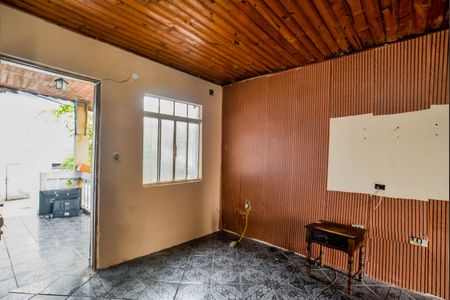 Sala de casa à venda com 3 quartos, 80m² em Vila Mazzei, Santo André