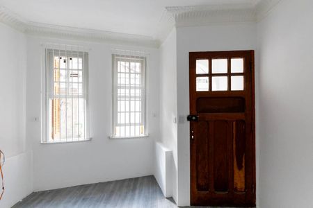 Sala de casa à venda com 4 quartos, 115m² em Santa Cecilia, São Paulo