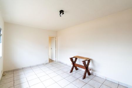 Sala de casa à venda com 4 quartos, 200m² em Conjunto Residencial Jardim Canaa, São Paulo