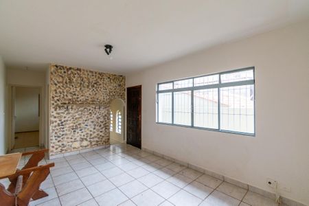 Sala de casa à venda com 4 quartos, 200m² em Conjunto Residencial Jardim Canaa, São Paulo