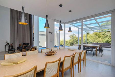 Sala de casa para alugar com 4 quartos, 347m² em Nova Lima, Nova Lima