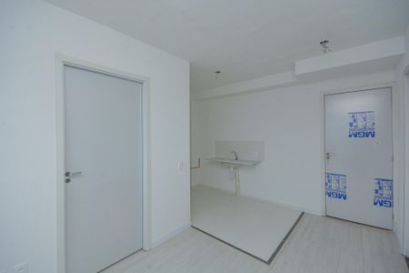 Sala de apartamento para alugar com 2 quartos, 33m² em Veleiros, São Paulo