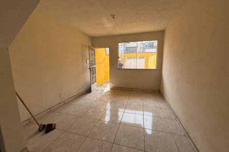 Sala de casa para alugar com 2 quartos, 71m² em Engenho do Porto, Duque de Caxias