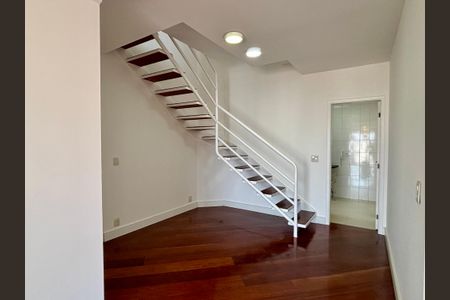 Sala de apartamento à venda com 3 quartos, 178m² em Parque Imperial, São Paulo