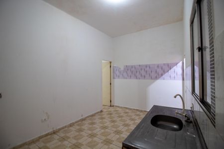 Sala/Cozinha de kitnet/studio para alugar com 1 quarto, 32m² em Raposo Tavares, São Paulo