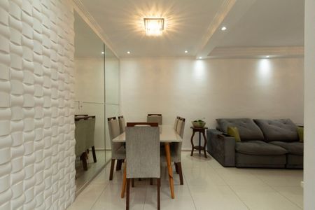 Sala de casa de condomínio para alugar com 3 quartos, 139m² em Caguaçu, Sorocaba