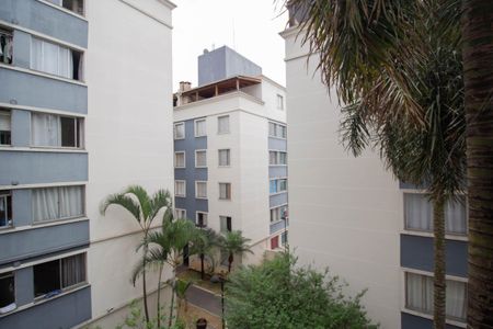 Vista Quarto 1 de apartamento à venda com 3 quartos, 50m² em Vila Regina, São Paulo