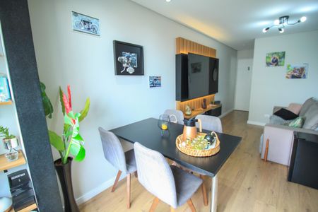 Sala de apartamento à venda com 2 quartos, 50m² em Vila Regente Feijó, São Paulo