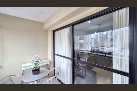 Varanda de apartamento à venda com 3 quartos, 82m² em Vila Hamburguesa, São Paulo