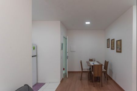 Sala de apartamento para alugar com 2 quartos, 43m² em Jardim Ibirapuera, Campinas