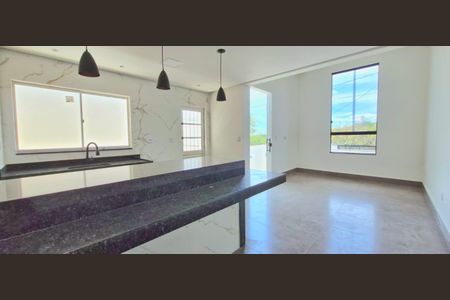 Sala/Cozinha de casa à venda com 3 quartos, 89m² em Jardim Imperial, Lagoa Santa