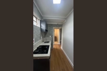 Cozinha e Área de Serviço de apartamento à venda com 1 quarto, 28m² em Taquaral, Campinas