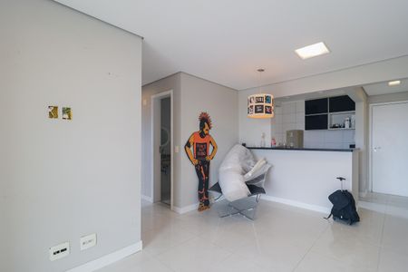 Sala de apartamento para alugar com 3 quartos, 70m² em Jardim Maria Rosa, Taboão da Serra