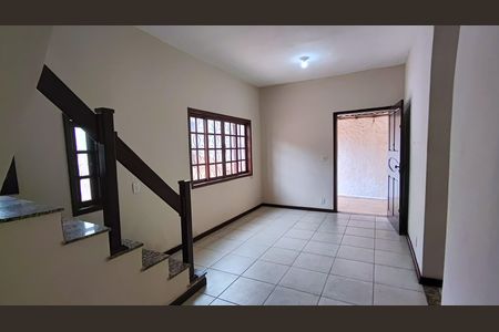 Sala 1 de casa à venda com 4 quartos, 254m² em Tanque, Rio de Janeiro