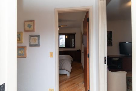 Quarto 1 de apartamento à venda com 3 quartos, 94m² em Vila Hamburguesa, São Paulo