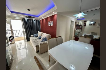 Sala de apartamento para alugar com 3 quartos, 63m² em Jardim Flor da Montanha, Guarulhos