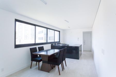 Sala de apartamento à venda com 2 quartos, 82m² em Vila das Flores, Nova Lima