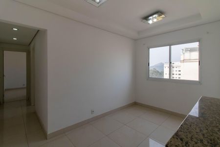 Sala de apartamento para alugar com 2 quartos, 45m² em Jardim Gracinda, Guarulhos