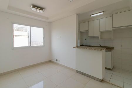 Sala de apartamento para alugar com 2 quartos, 45m² em Jardim Gracinda, Guarulhos