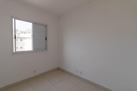 Quarto 2 de apartamento para alugar com 2 quartos, 45m² em Jardim Gracinda, Guarulhos