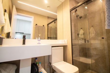 Banheiro de kitnet/studio à venda com 1 quarto, 28m² em Santo Amaro, São Paulo