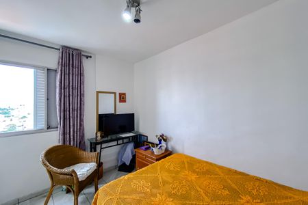 Quarto 1 de apartamento à venda com 2 quartos, 55m² em Vila Canero, São Paulo