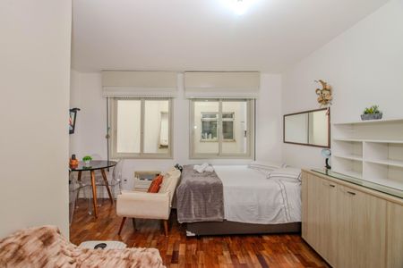 Studio de kitnet/studio à venda com 1 quarto, 40m² em Santa Cecília, Porto Alegre