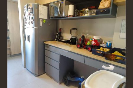 Apartamento à venda com 2 quartos, 64m² em Jardim Esmeralda, São Paulo