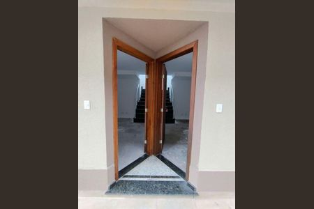 Casa à venda com 3 quartos, 97m² em Jardim Ubirajara, São Paulo