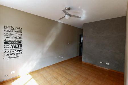 Sala de casa à venda com 2 quartos, 125m² em Jardim Taboao, São Paulo