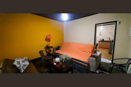 Casa 1 - Sala de casa à venda com 3 quartos, 167m² em Piratininga, Osasco