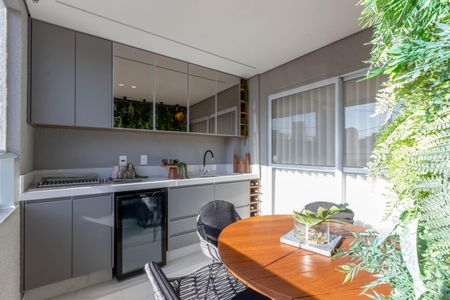 Varanda gourmet de apartamento à venda com 2 quartos, 68m² em Pampulha, Belo Horizonte