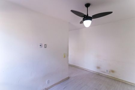 Sala de apartamento para alugar com 2 quartos, 61m² em Inhaúma, Rio de Janeiro